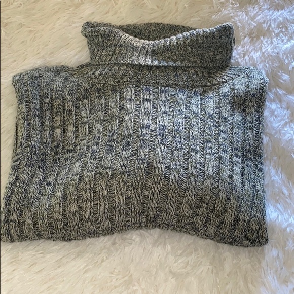 Grey Sweater - Picture 2 of 4